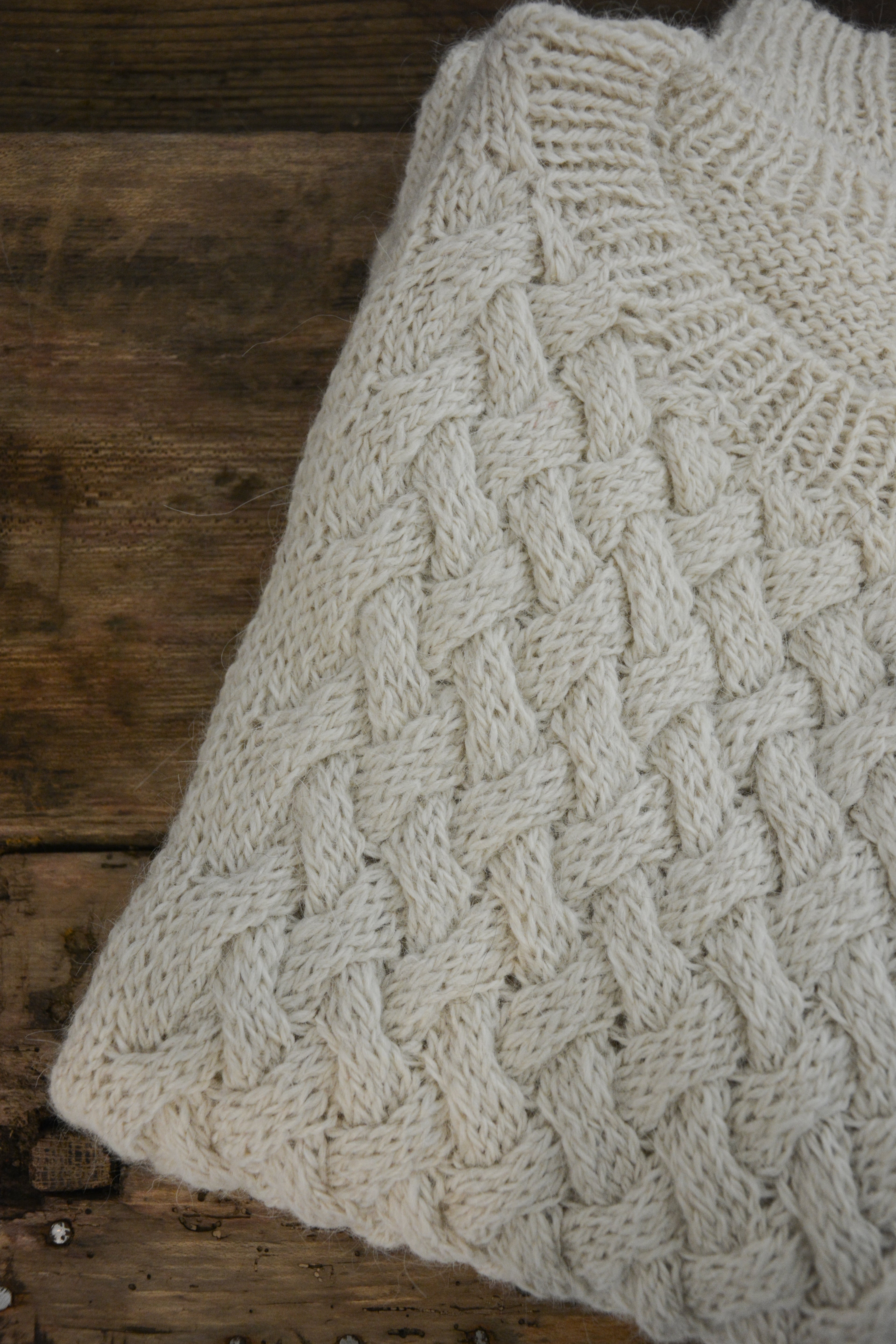 Maglione lama e pecora